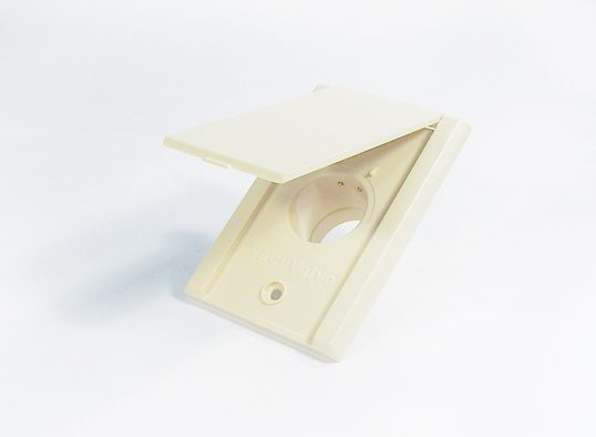Prise murale rectangle pour installation d'aspirateur central - Ivoire