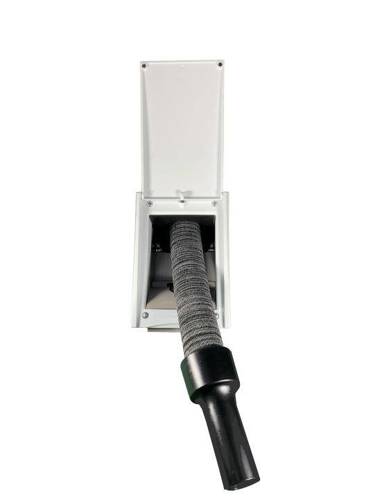 Ensemble de boyau rétractable avec gaine et accessoires pour aspirateur central Chameleon - 60pi